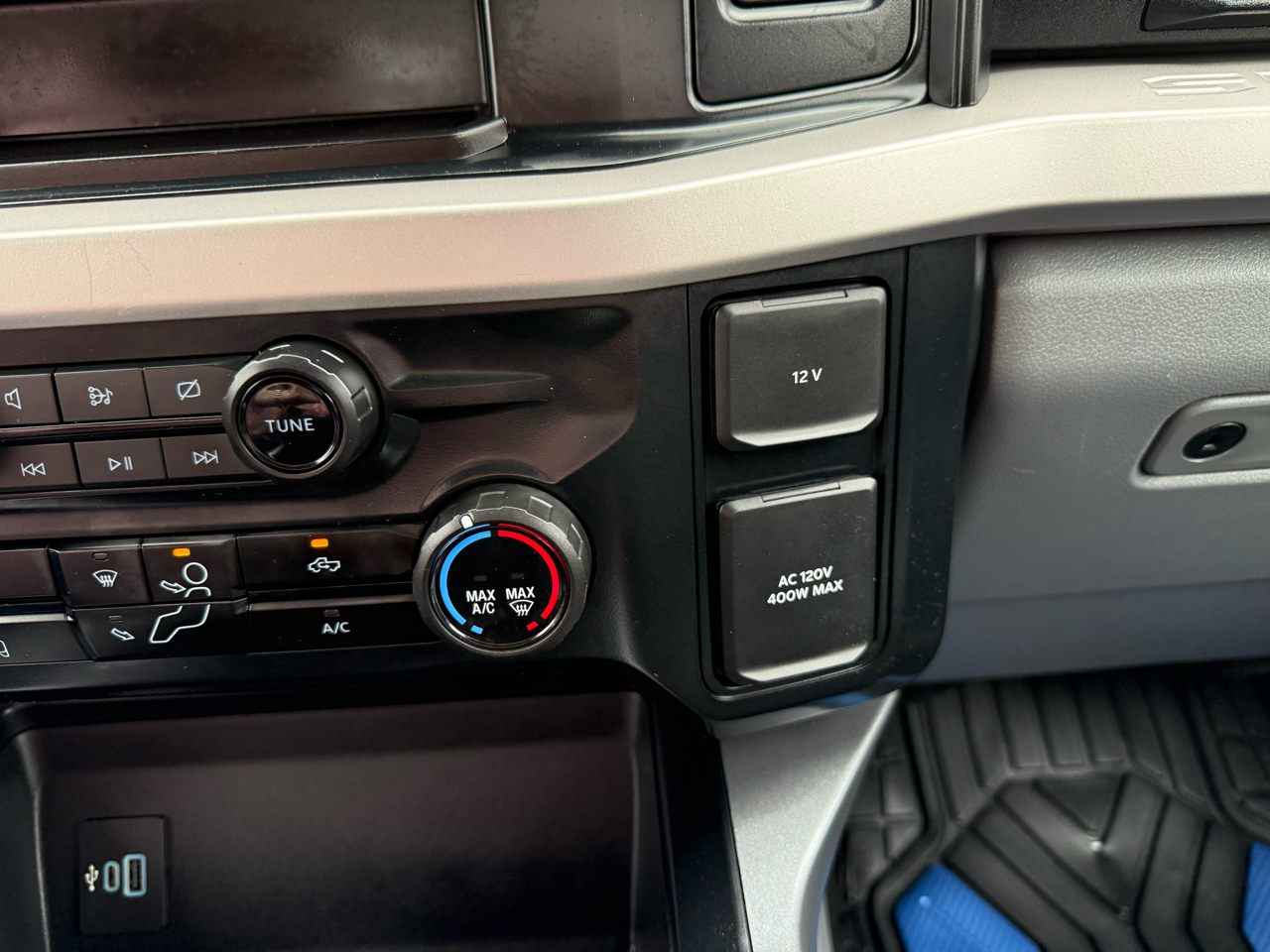 Ford F-250 SD XLT Crew Cab 4WD 2024