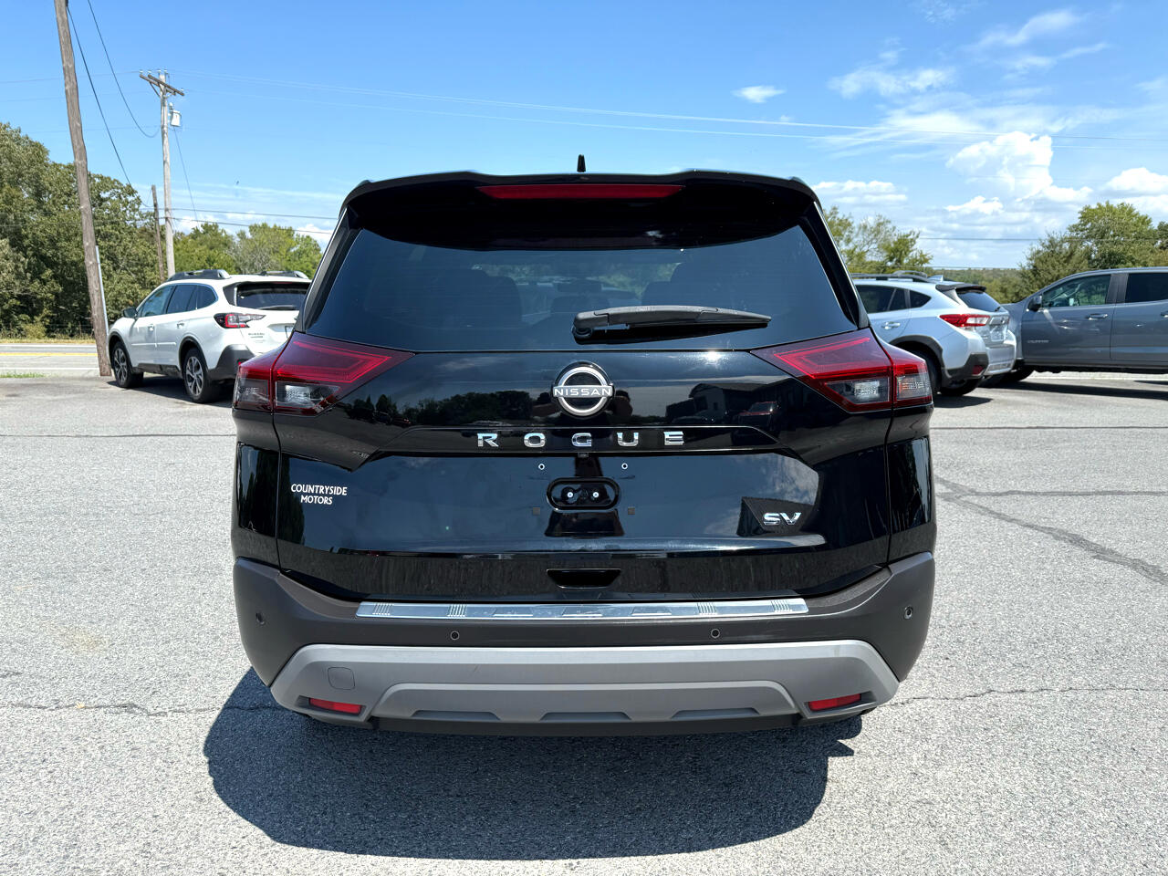 2023 Nissan Rogue SV photo 2