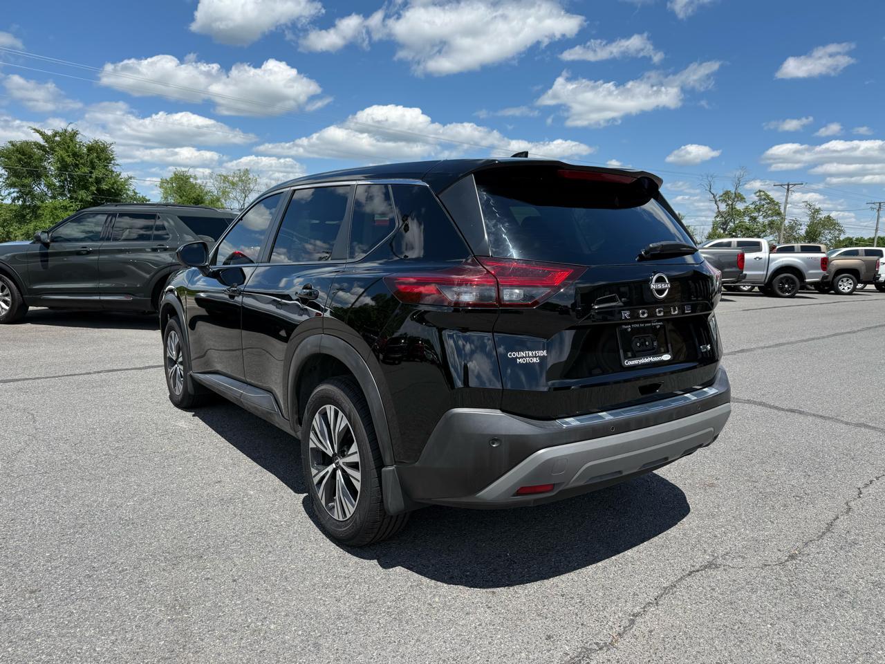 Nissan Rogue SV 2023
