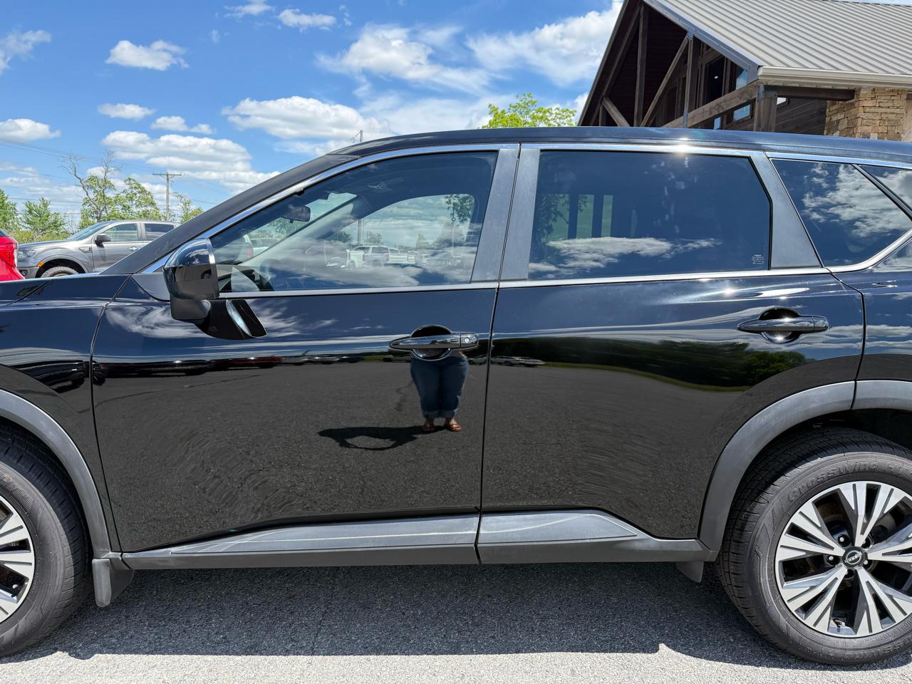 Nissan Rogue SV 2023