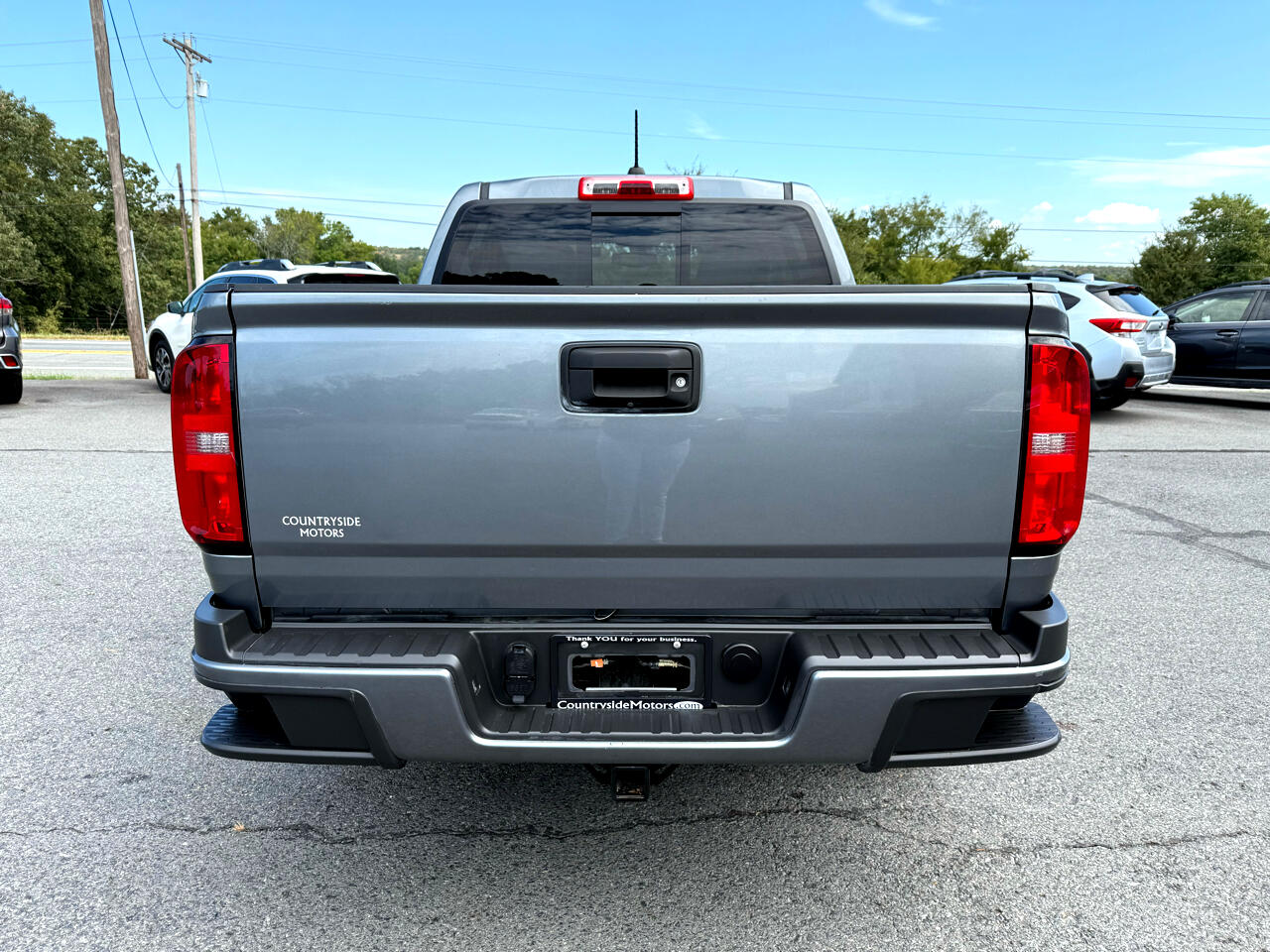 2020 Chevrolet Colorado LT photo 3