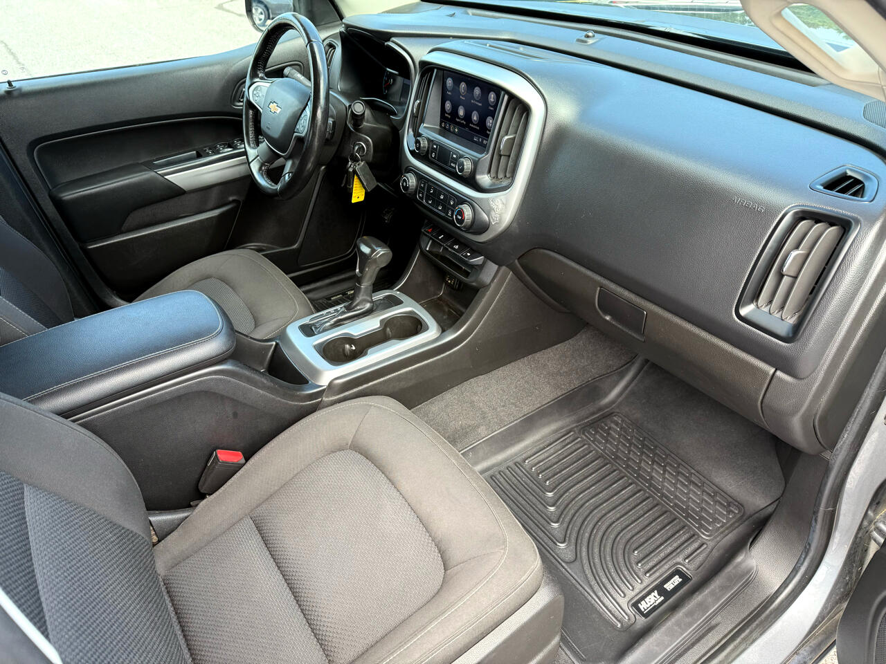 2020 Chevrolet Colorado LT photo 16