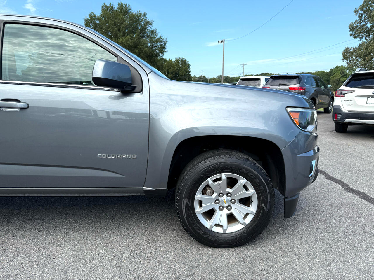 2020 Chevrolet Colorado LT photo 36