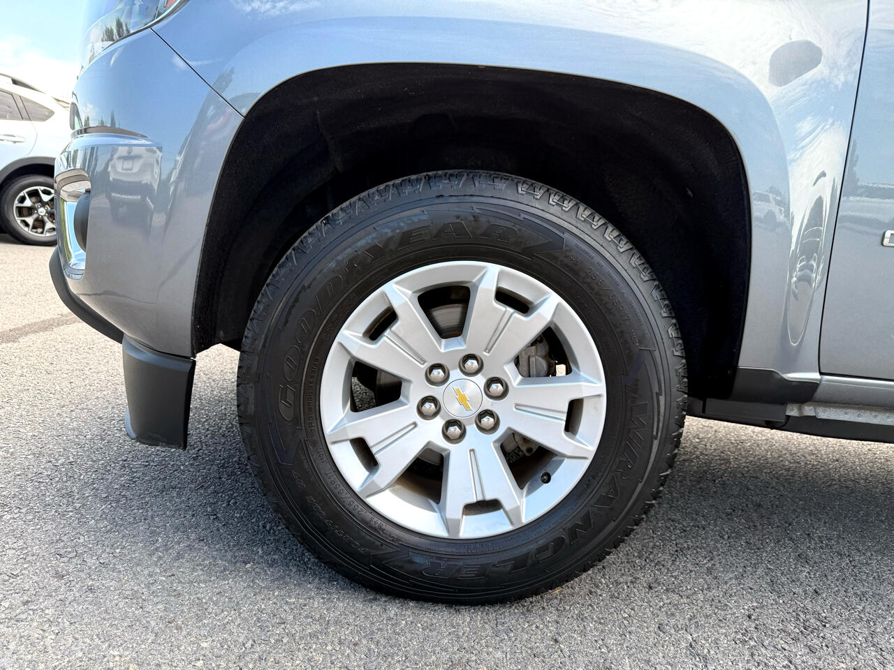 2020 Chevrolet Colorado LT photo 37