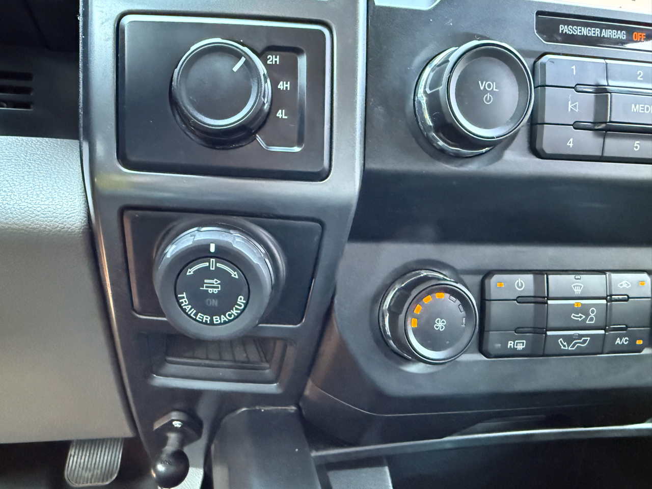 Ford F-150 XLT SuperCrew 4WD 2019 Ford F-150 XLT SuperCrew 4WD 2019