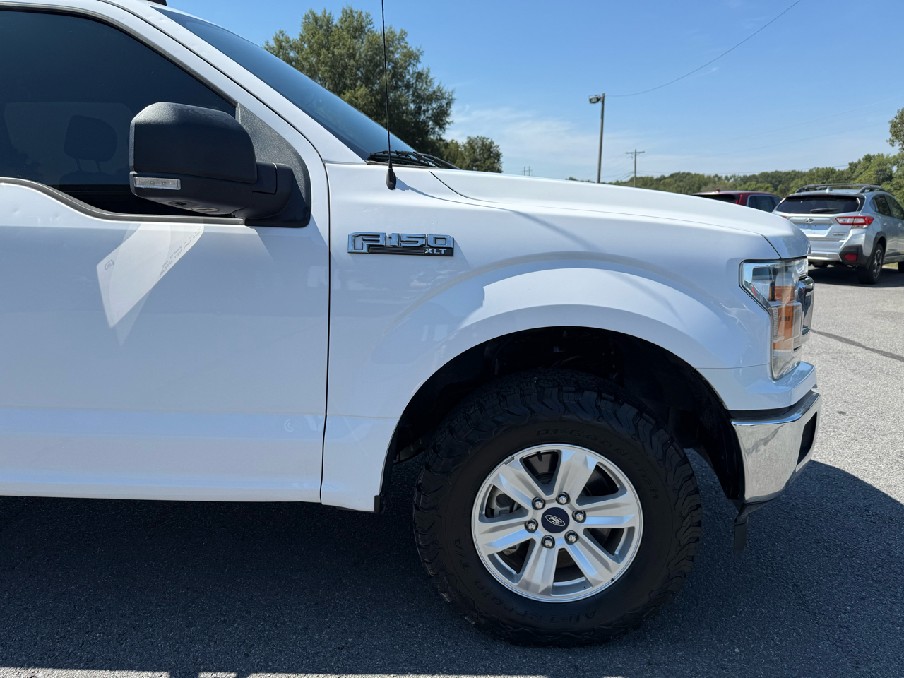 Ford F-150 XLT SuperCrew 4WD 2019 Ford F-150 XLT SuperCrew 4WD 2019