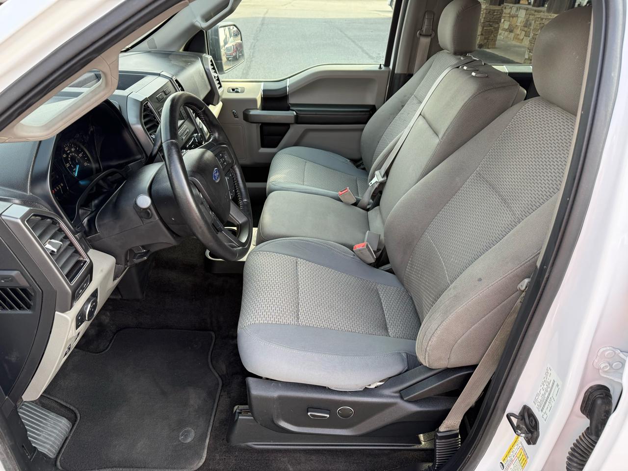 Ford F-150 XLT SuperCrew 4WD 2018