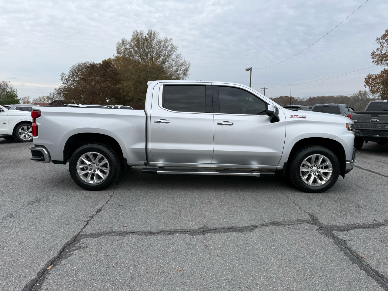 Chevrolet Silverado 1500 LTZ Crew Cab 4WD 2019