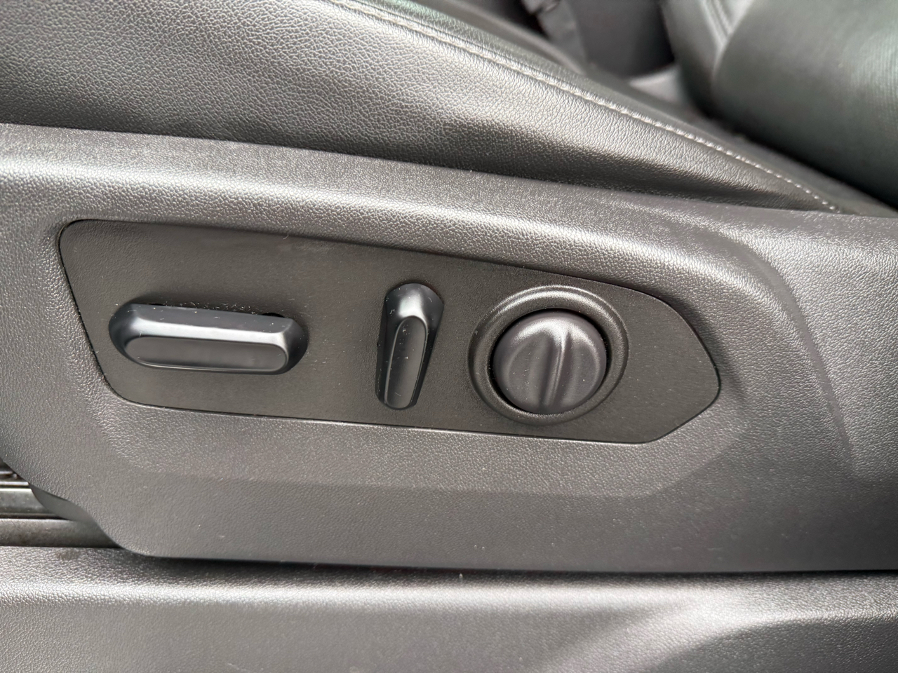 Chevrolet Silverado 1500 LTZ Crew Cab 4WD 2019