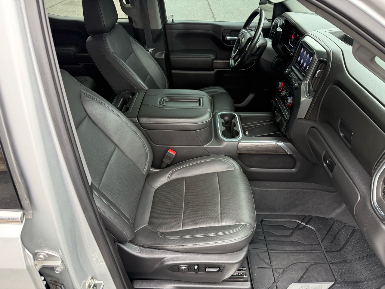 Chevrolet Silverado 1500 LTZ Crew Cab 4WD 2019