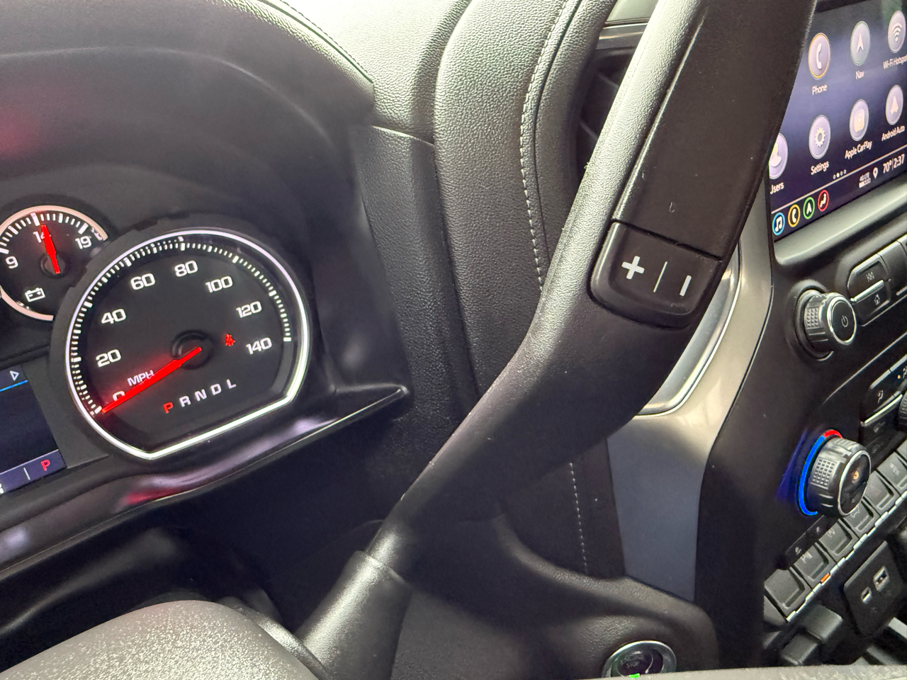 Chevrolet Silverado 1500 LTZ Crew Cab 4WD 2019