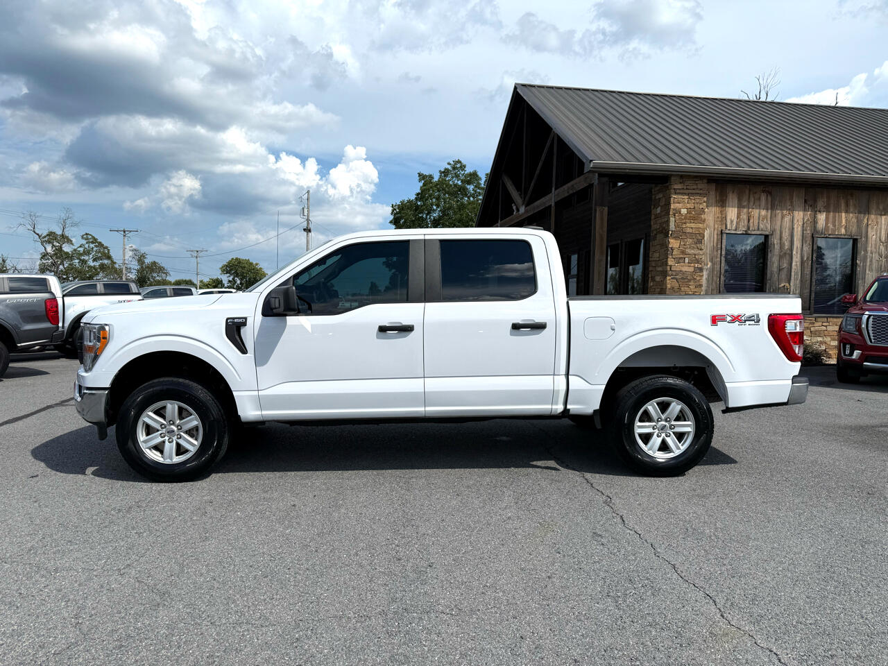 2021 Ford F-150 XL photo 2