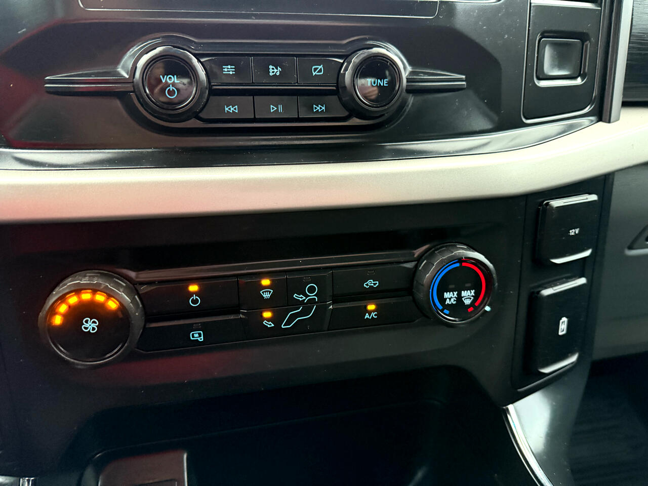 Ford F-150 XL SuperCrew 4WD 2021