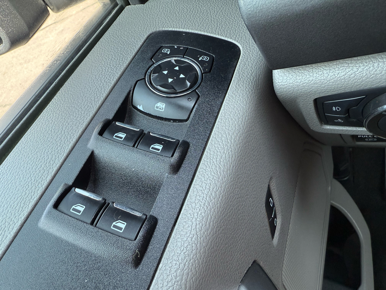 Ford F-150 XLT SuperCrew 4WD 2020 Ford F-150 XLT SuperCrew 4WD 2020