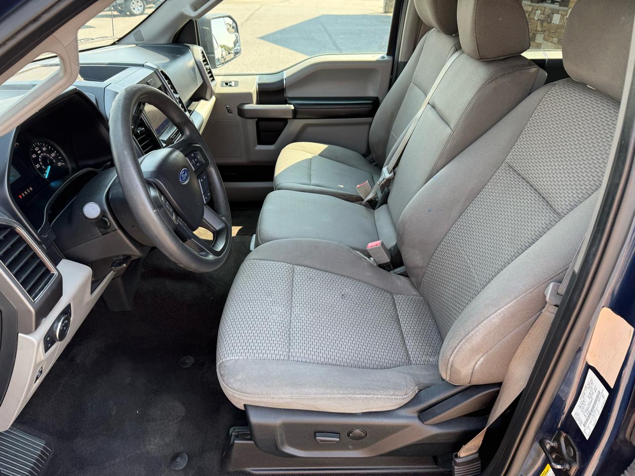 Ford F-150 XLT SuperCrew 4WD 2020