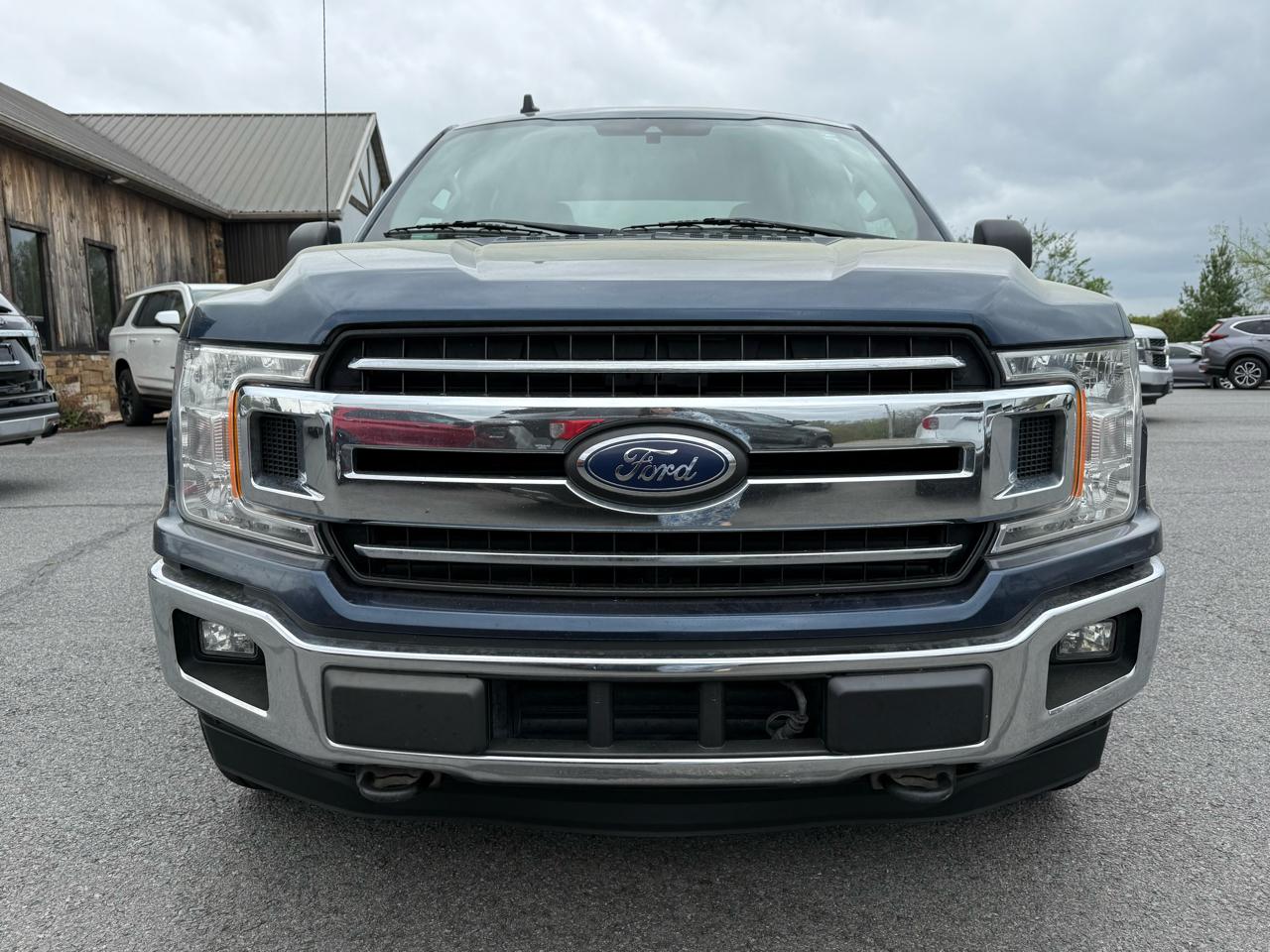 Ford F-150 XLT SuperCrew 4WD 2020