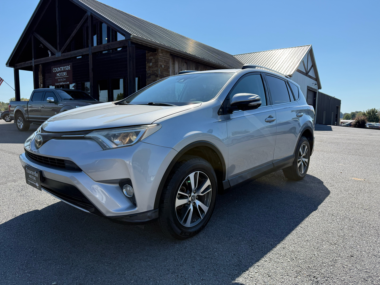 Toyota RAV4 XLE FWD 2018 Toyota RAV4 XLE FWD 2018