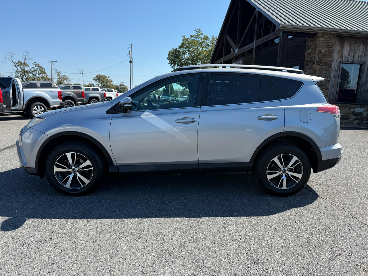 Toyota RAV4 XLE FWD 2018 Toyota RAV4 XLE FWD 2018