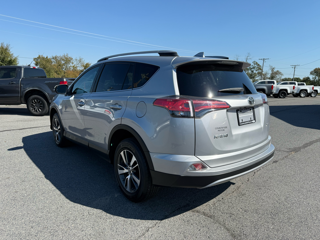 Toyota RAV4 XLE FWD 2018 Toyota RAV4 XLE FWD 2018