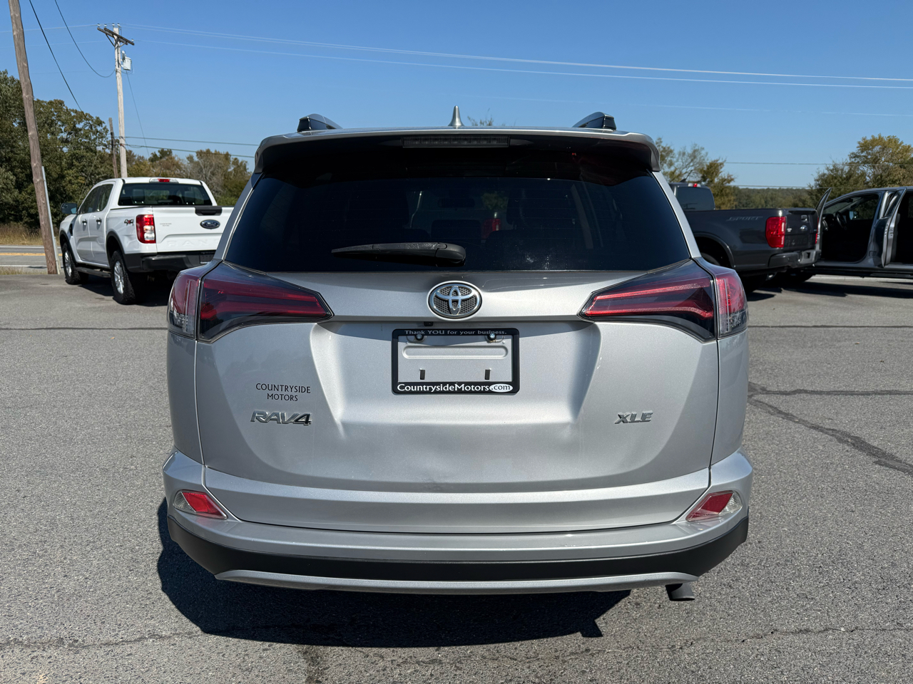 Toyota RAV4 XLE FWD 2018 Toyota RAV4 XLE FWD 2018