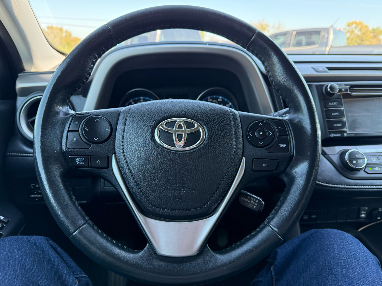 Toyota RAV4 XLE FWD 2018 Toyota RAV4 XLE FWD 2018