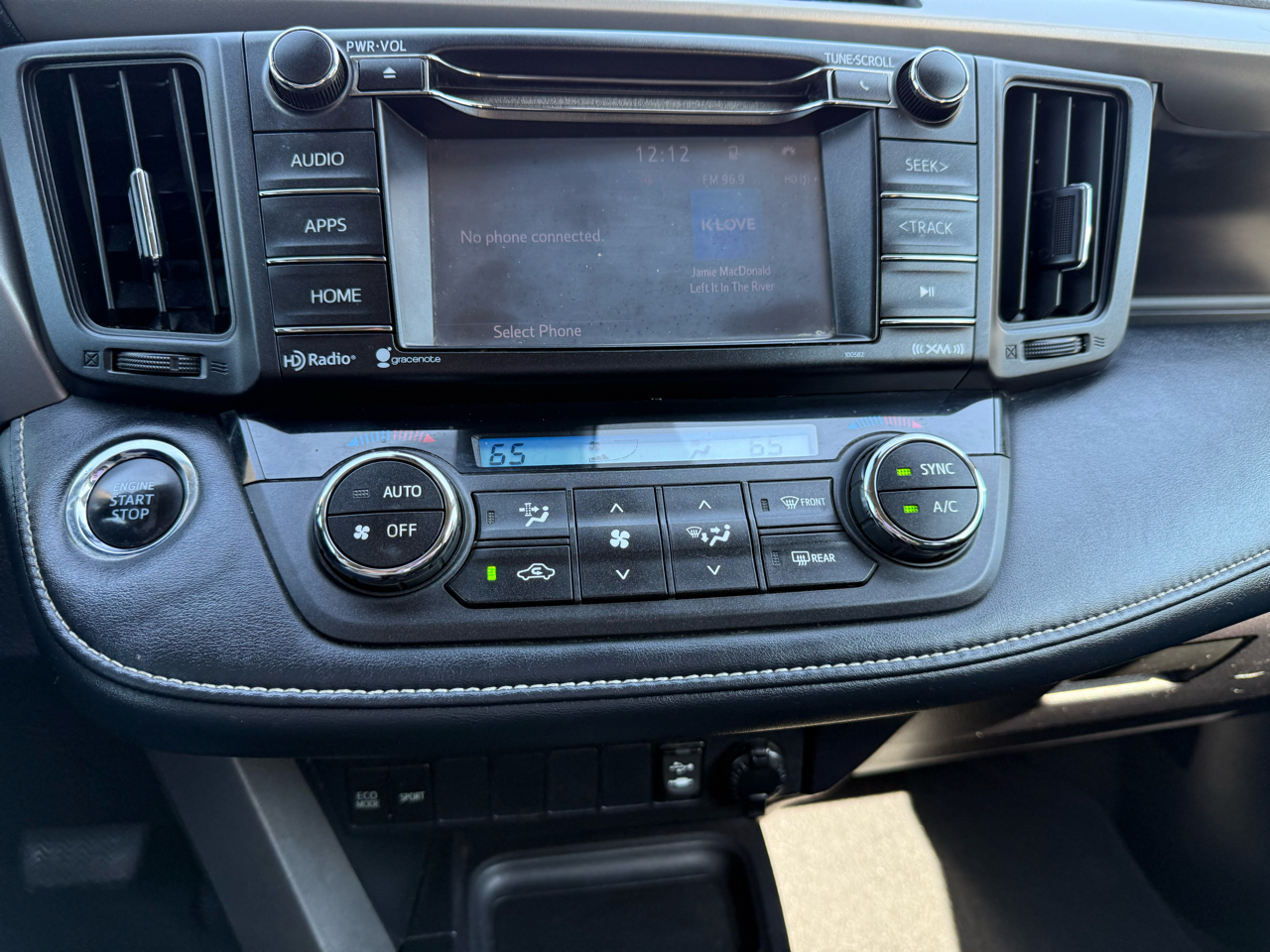 Toyota RAV4 XLE FWD 2018 Toyota RAV4 XLE FWD 2018