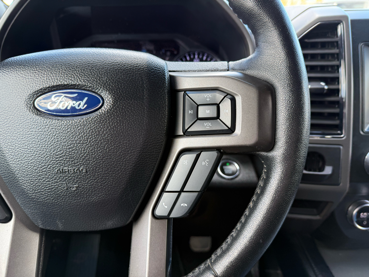 Ford Expedition XLT 4WD 2020 Ford Expedition XLT 4WD 2020