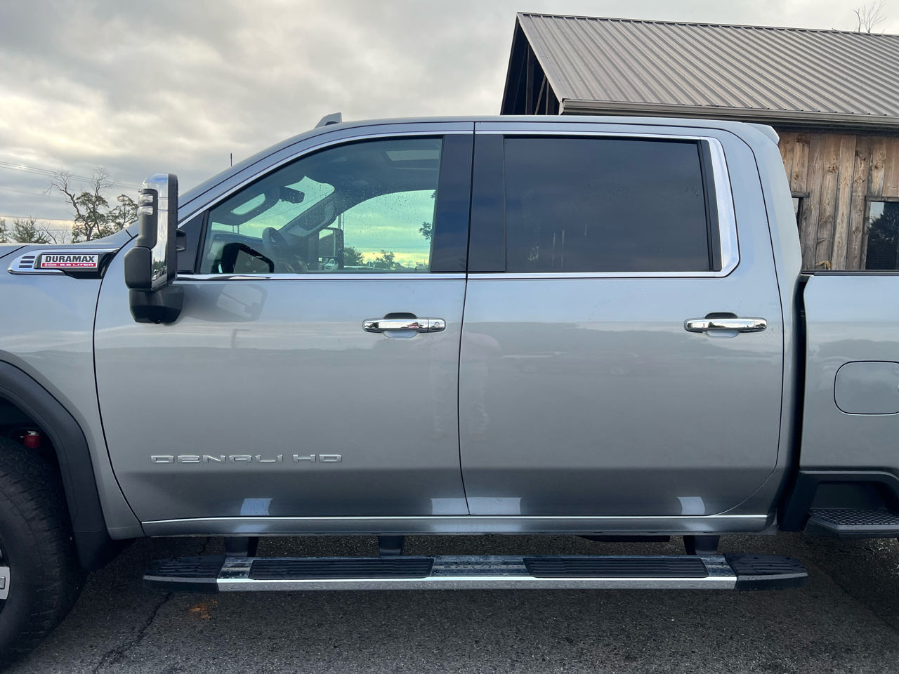 GMC Sierra 3500HD Denali Crew Cab 4WD 2025 GMC Sierra 3500HD Denali Crew Cab 4WD 2025