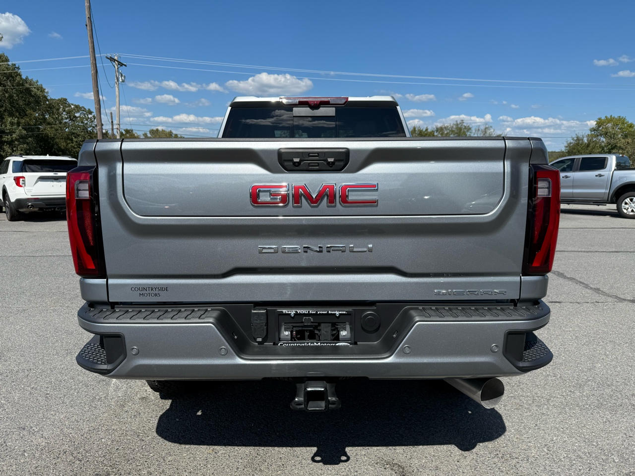GMC Sierra 3500HD Denali Crew Cab 4WD 2025 GMC Sierra 3500HD Denali Crew Cab 4WD 2025