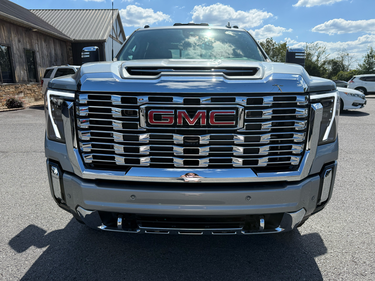 GMC Sierra 3500HD Denali Crew Cab 4WD 2025 GMC Sierra 3500HD Denali Crew Cab 4WD 2025
