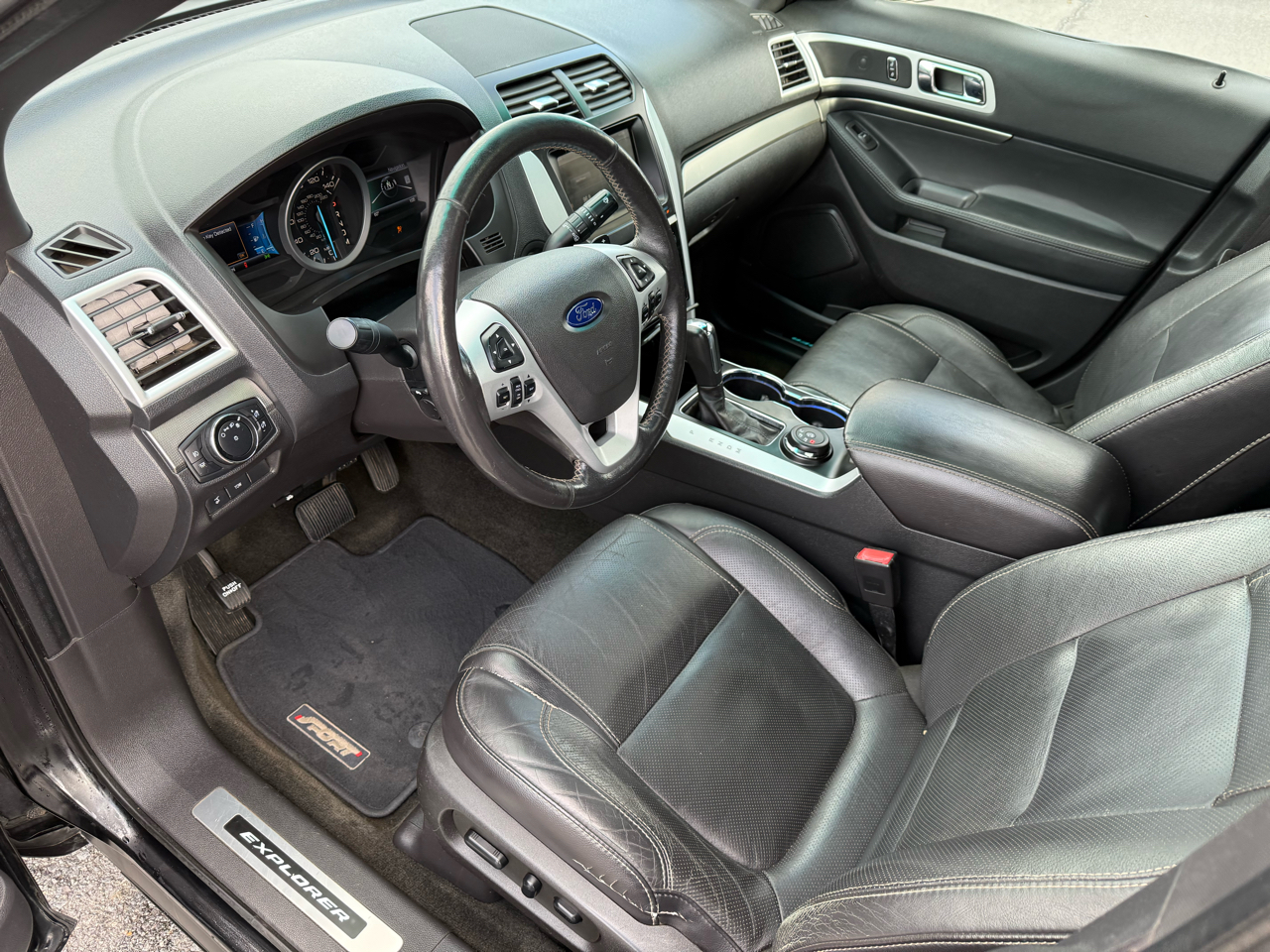 Ford Explorer Sport 4WD 2015