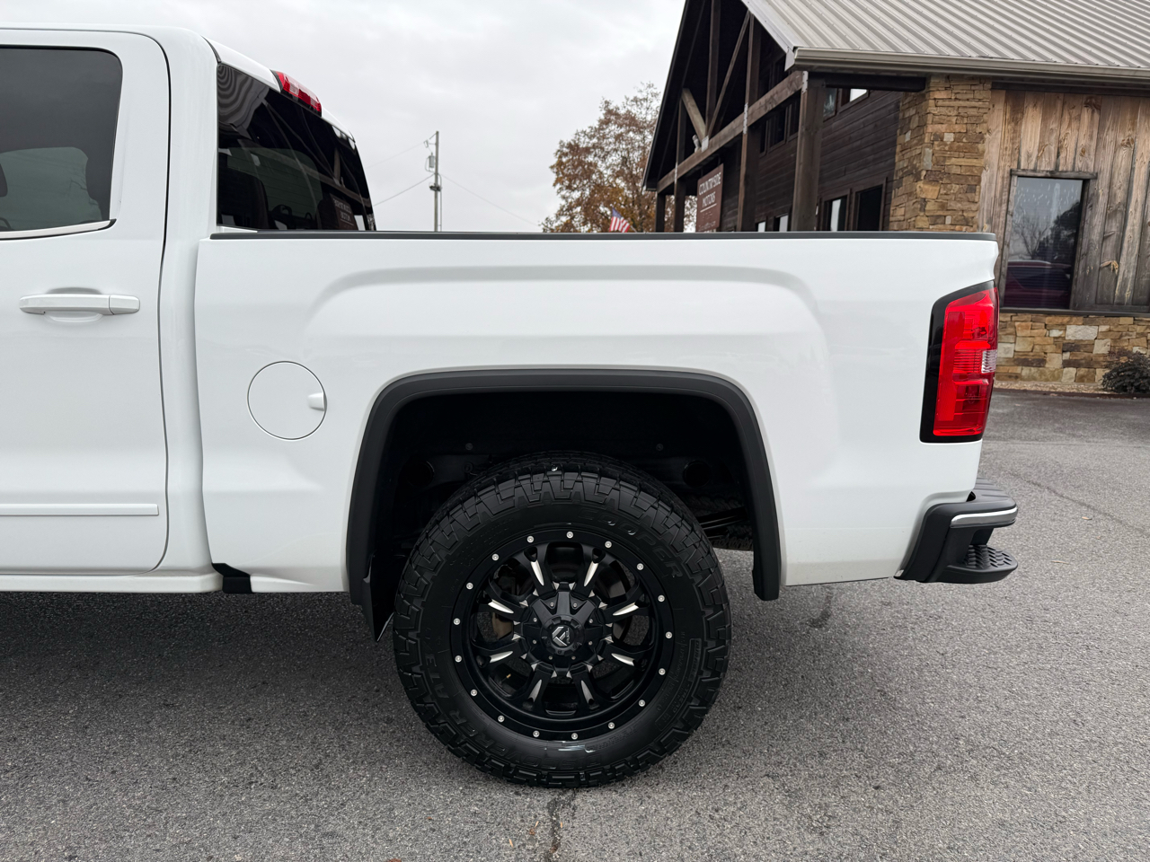 GMC Sierra 1500 SLE Crew Cab 4WD 2018