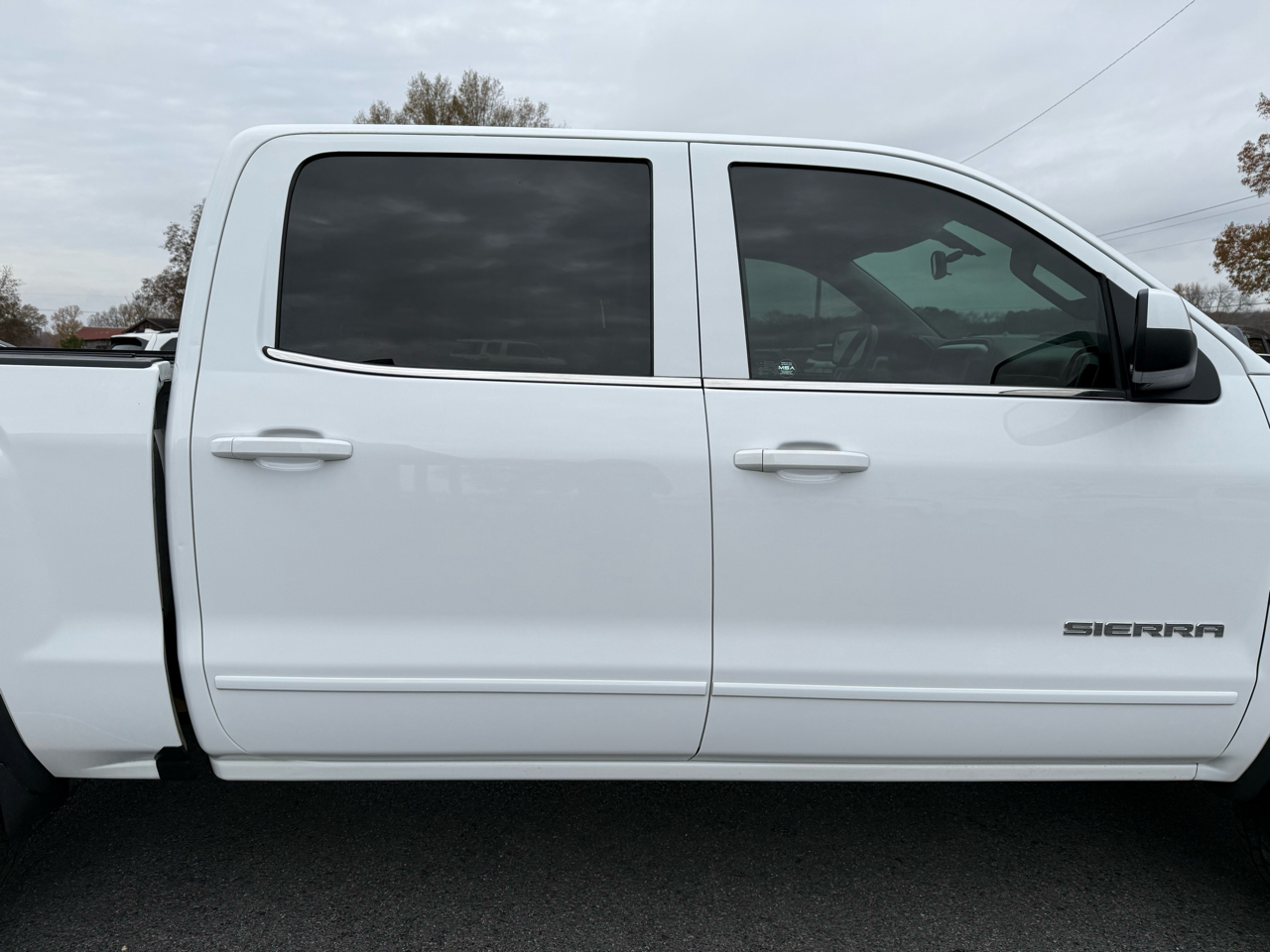 GMC Sierra 1500 SLE Crew Cab 4WD 2018