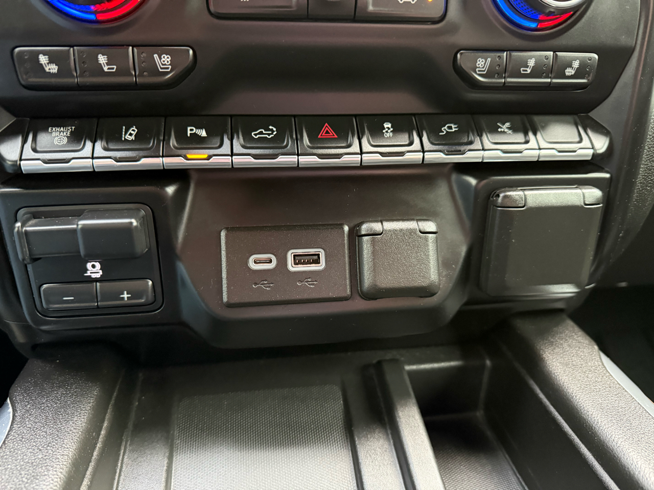 Chevrolet Silverado 2500HD  2021