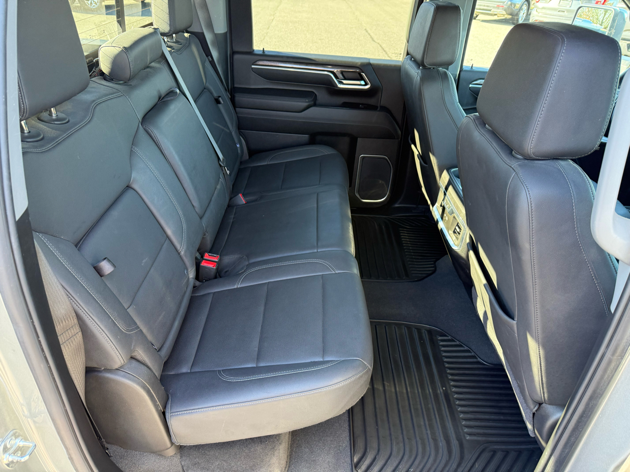 Chevrolet Silverado 3500HD LTZ Crew Cab 4WD 2025