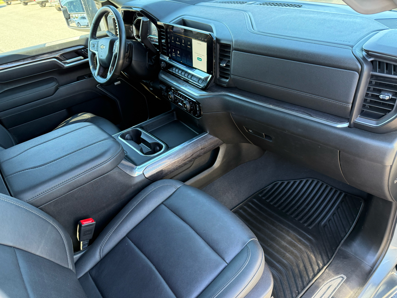 Chevrolet Silverado 3500HD LTZ Crew Cab 4WD 2025