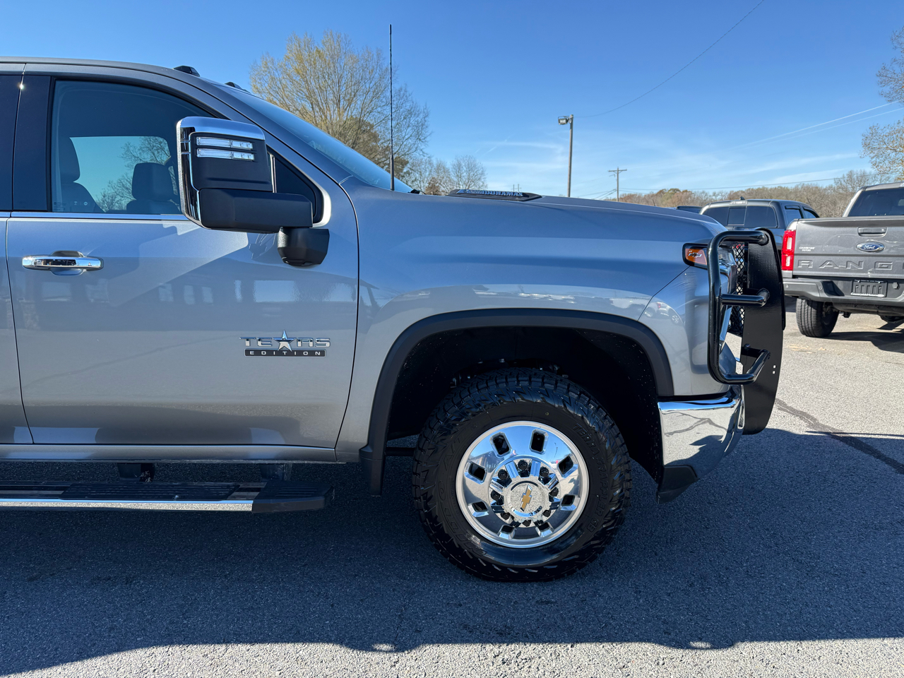 Chevrolet Silverado 3500HD LTZ Crew Cab 4WD 2025
