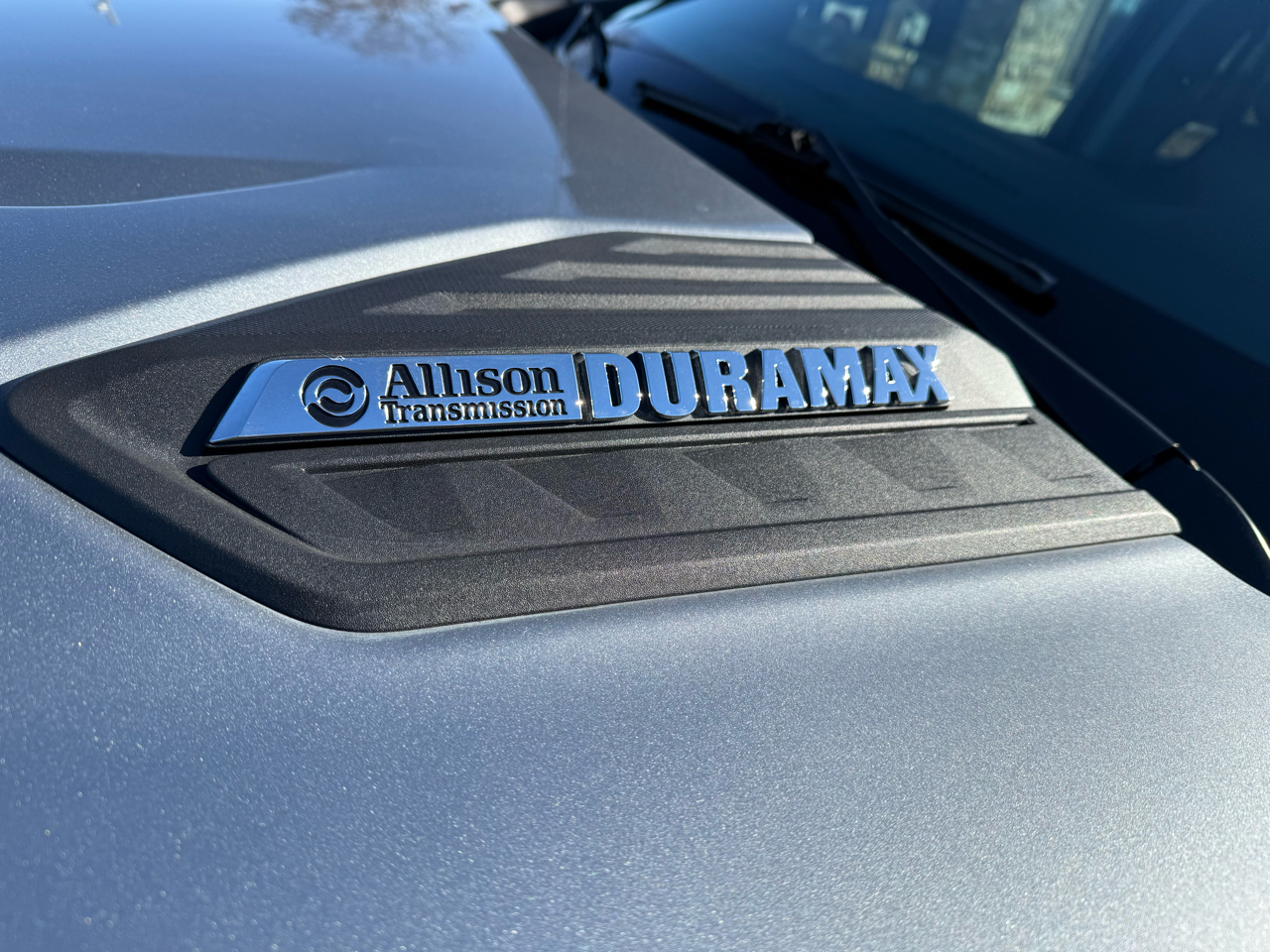 Chevrolet Silverado 3500HD LTZ Crew Cab 4WD 2025