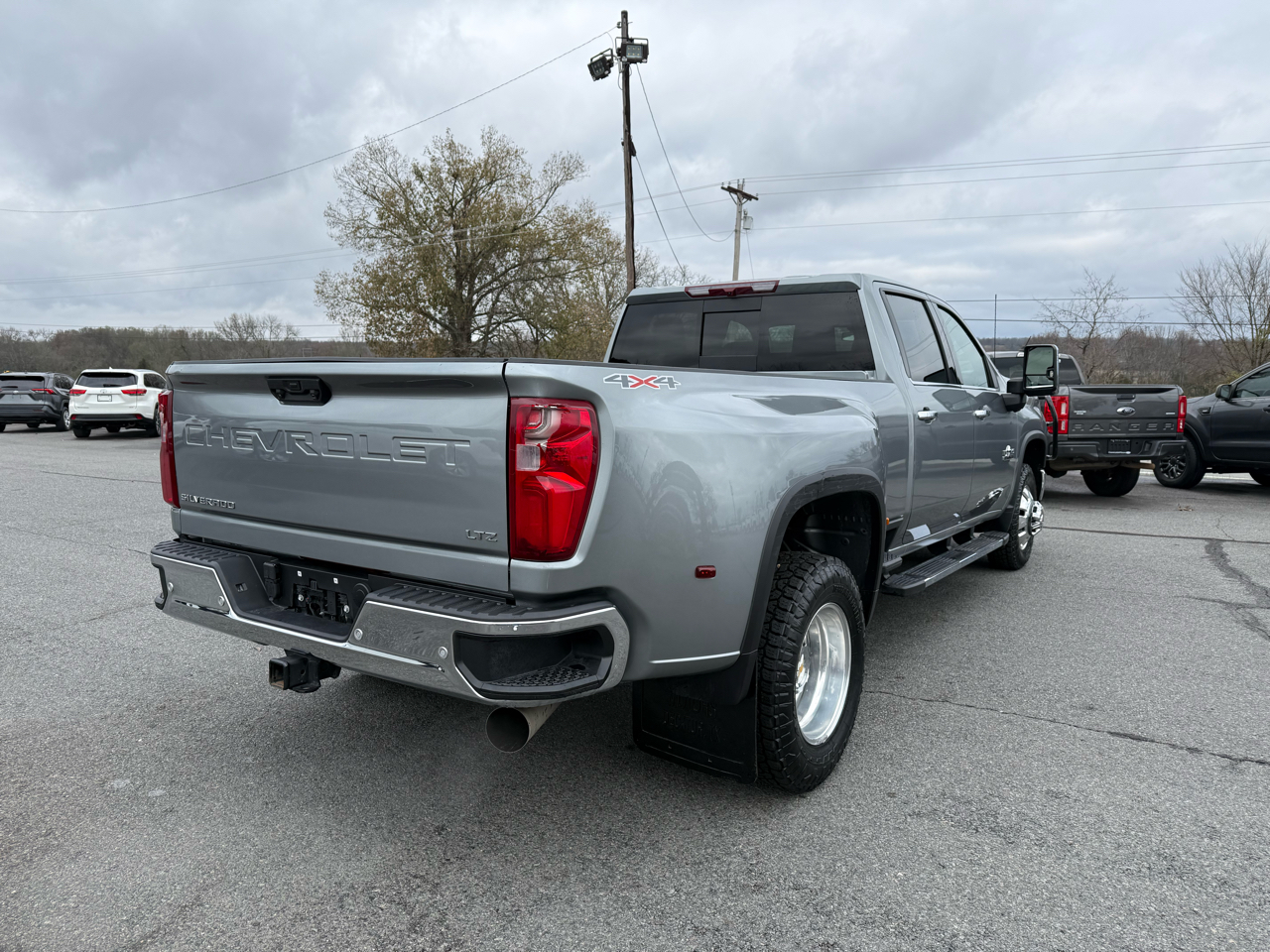 Chevrolet Silverado 3500HD LTZ Crew Cab 4WD 2025