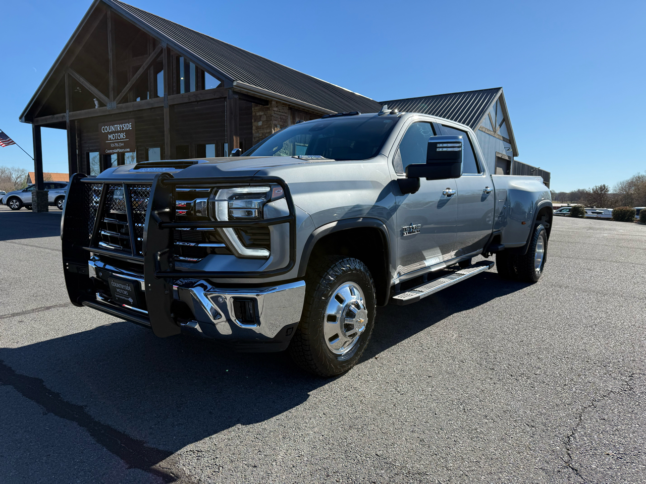 Chevrolet Silverado 3500HD LTZ Crew Cab 4WD 2025
