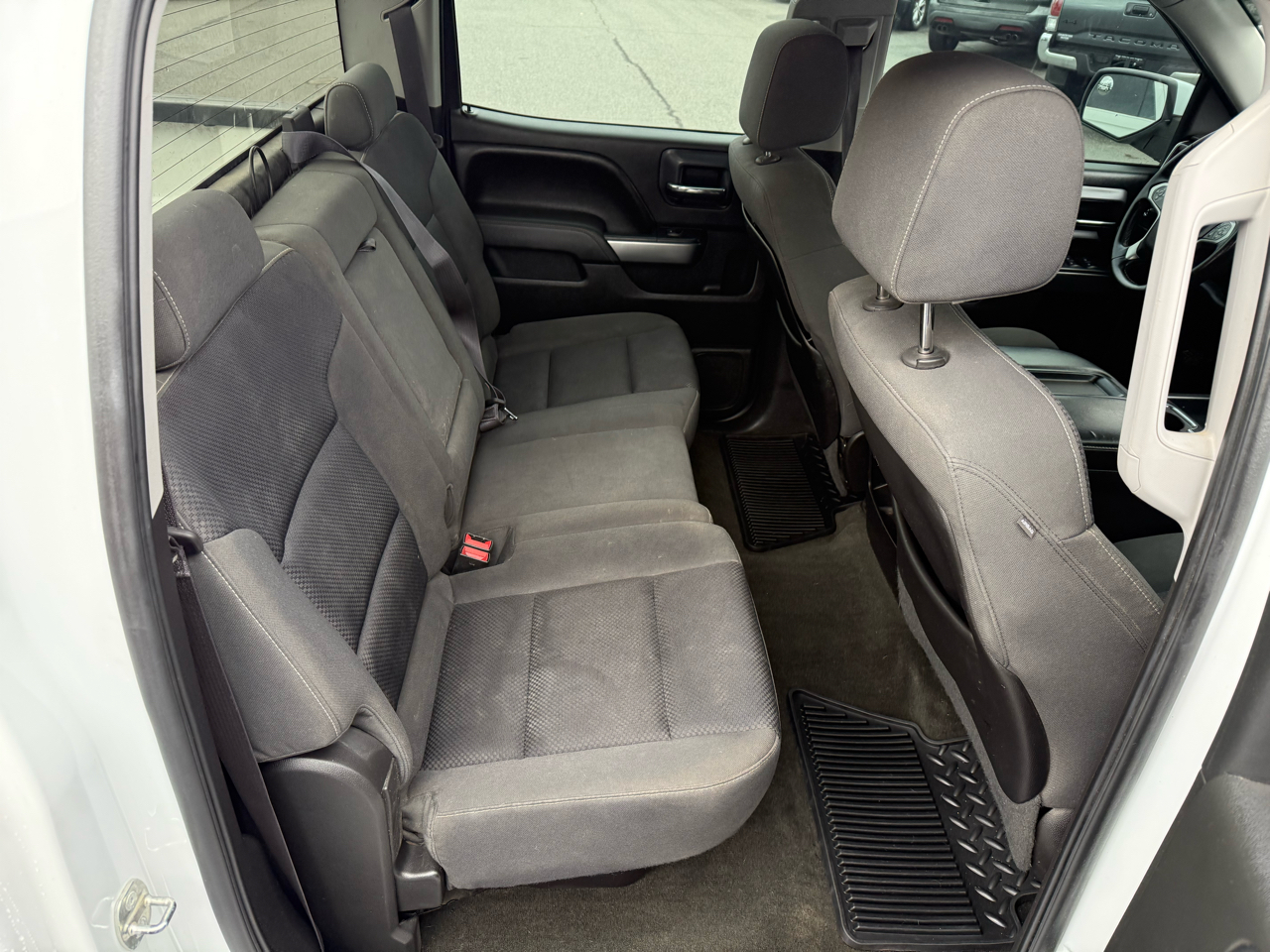 Chevrolet Silverado 1500 LT Crew Cab 4WD 2015