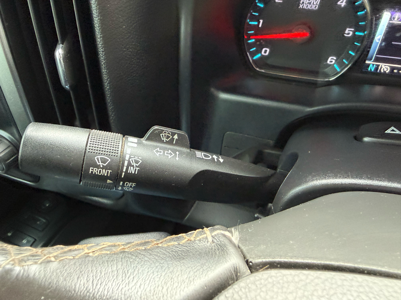 Chevrolet Silverado 1500 LT Crew Cab 4WD 2015