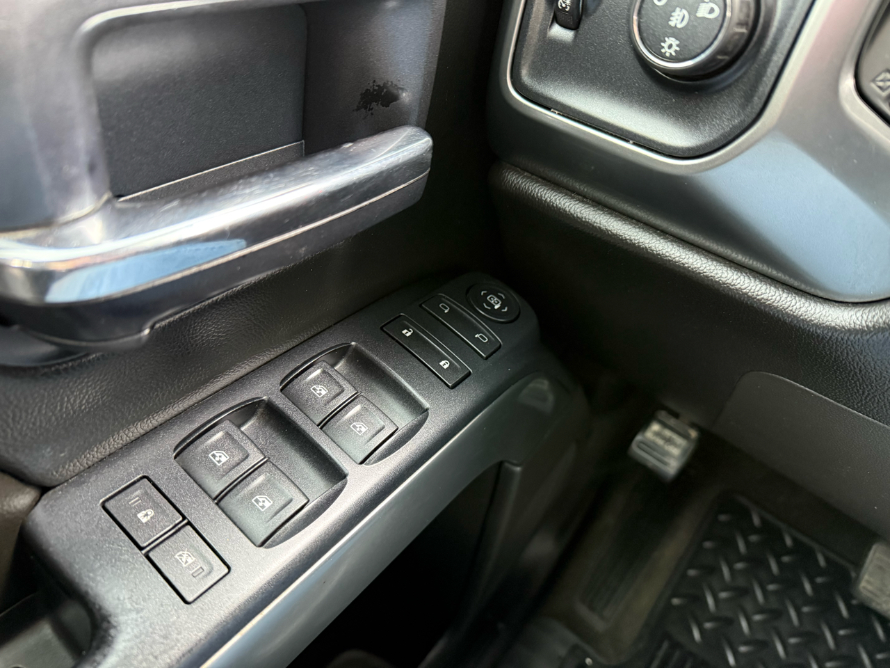 Chevrolet Silverado 1500 LT Crew Cab 4WD 2015