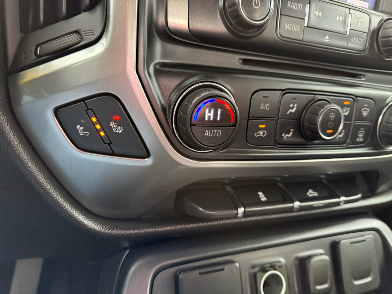 Chevrolet Silverado 1500 LT Crew Cab 4WD 2015