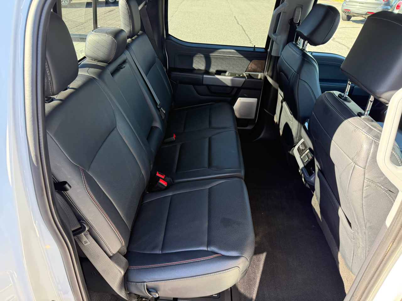 Ford F-150 Lariat SuperCrew 4WD 2023