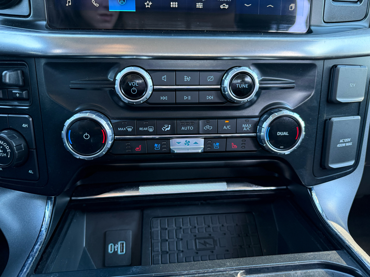 Ford F-150 Lariat SuperCrew 4WD 2023