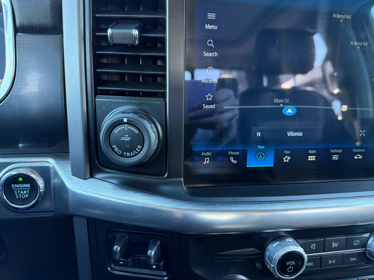 Ford F-150 Lariat SuperCrew 4WD 2023