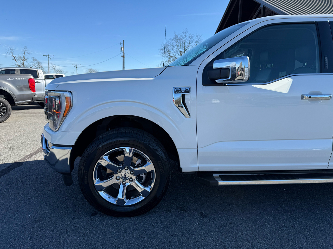 Ford F-150 Lariat SuperCrew 4WD 2023