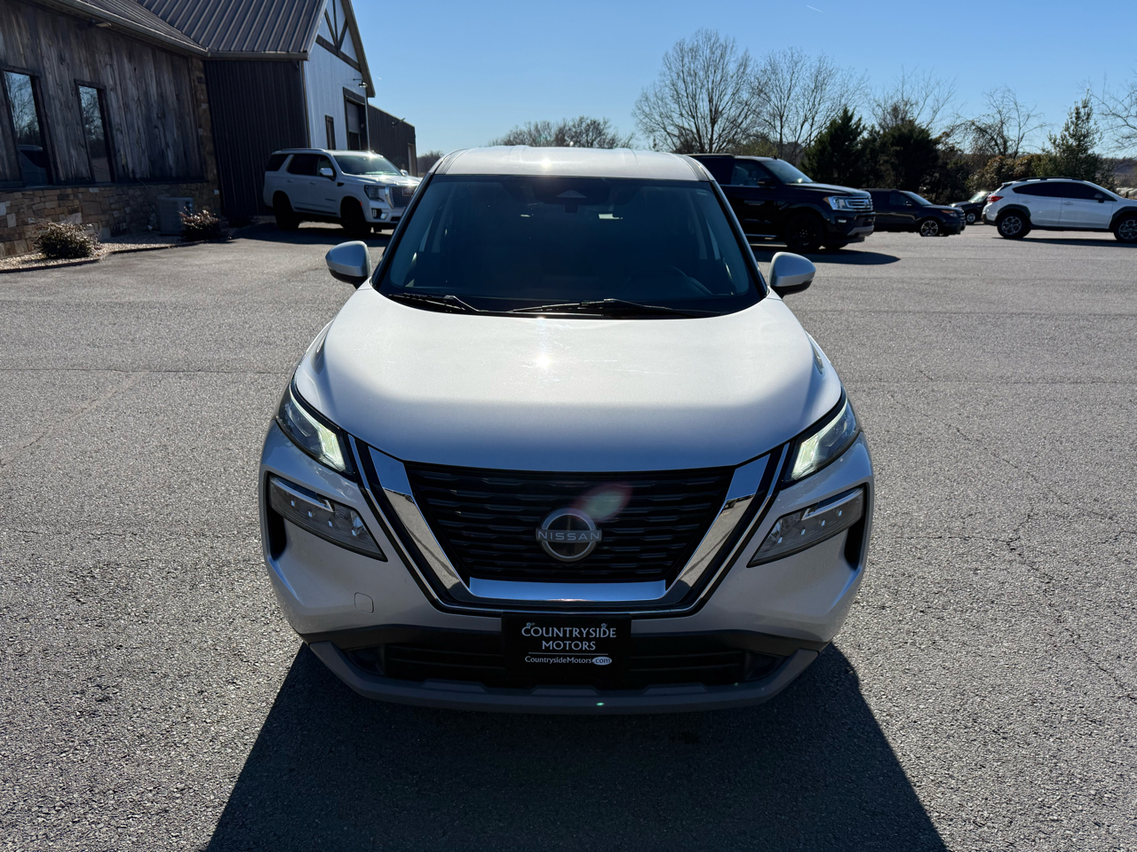 Nissan Rogue SV 2022