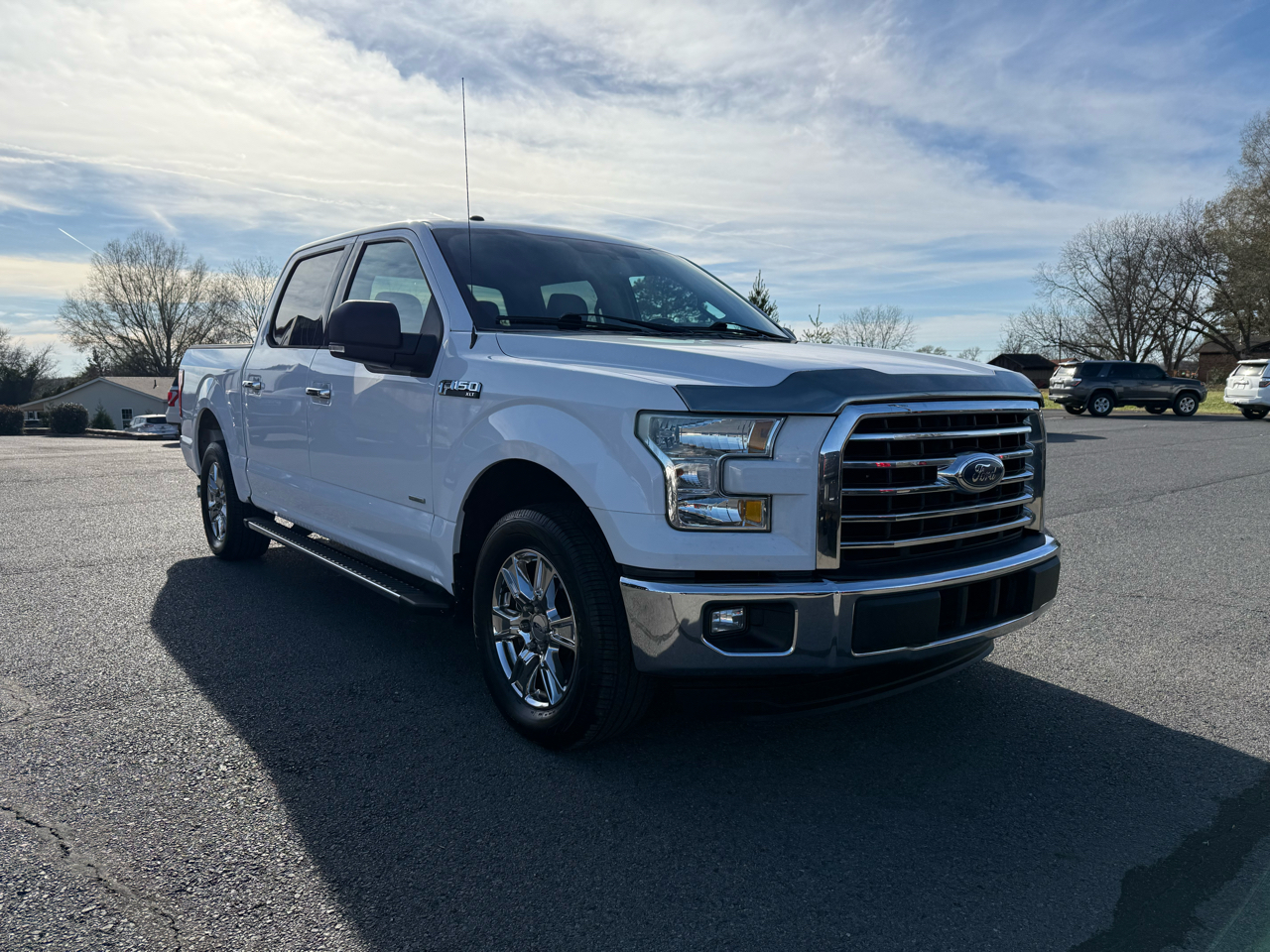 Ford F-150 XLT SuperCrew 2WD 2015